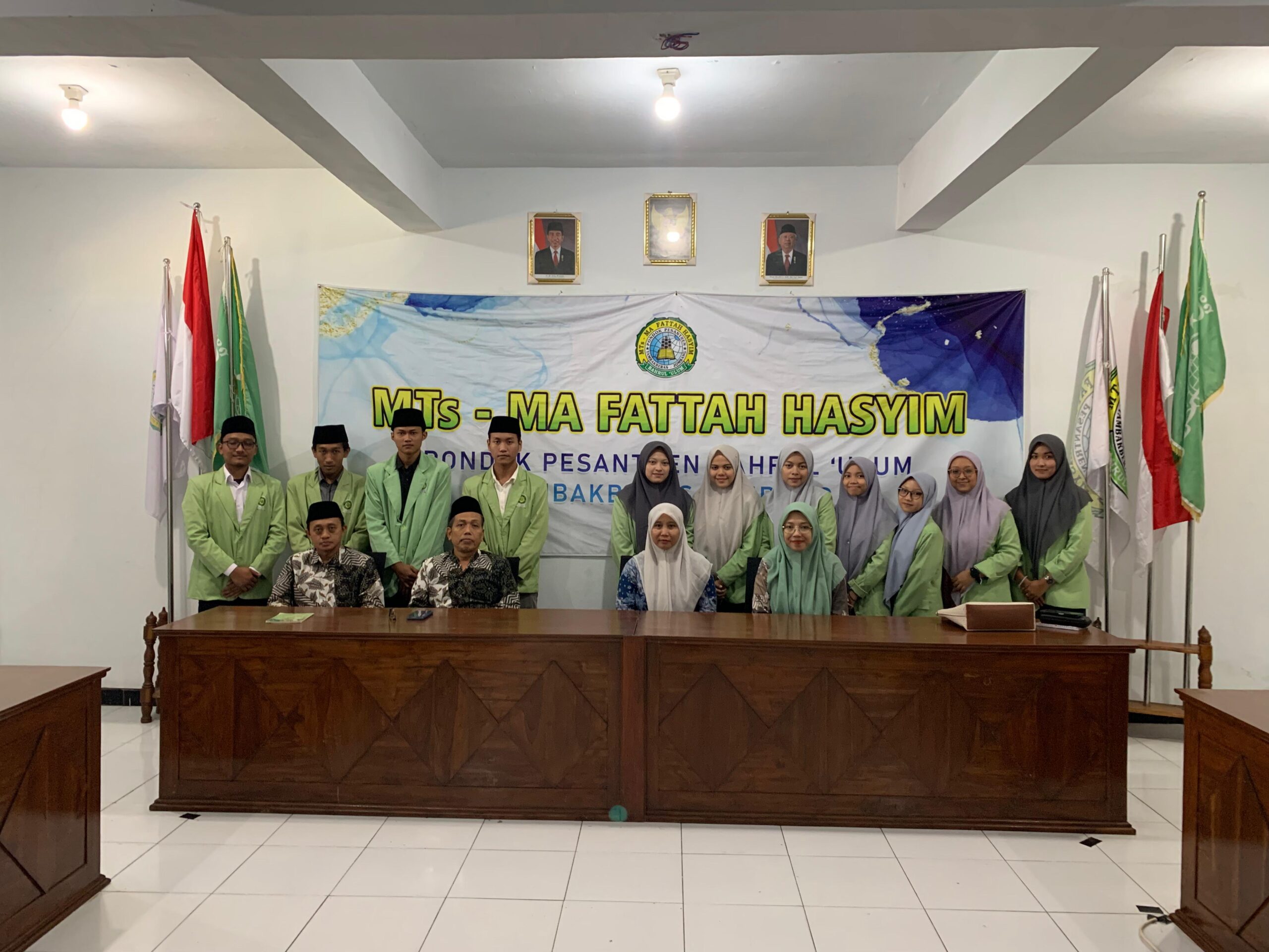 Penyerahan Mahasiswa PPL IAIBAFA Jombang di Madrasah Fattah Hasyim: Cakap Teoritis, Cakap Praktik