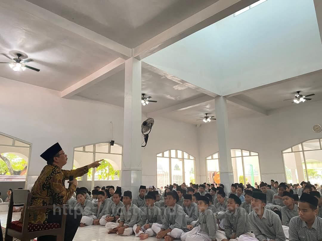 Meneladani Tata Krama Syekh Abdul Qodir Al-Jilani dalam Belajar