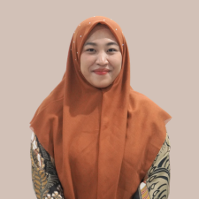 Nadia Hawin Mufidah, S.H