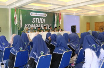Terima Studi Komparatif, MTs Fattah Hasyim Sambut Hangat Kehadiran MTs 1 Putri Annuqayah Sumenep